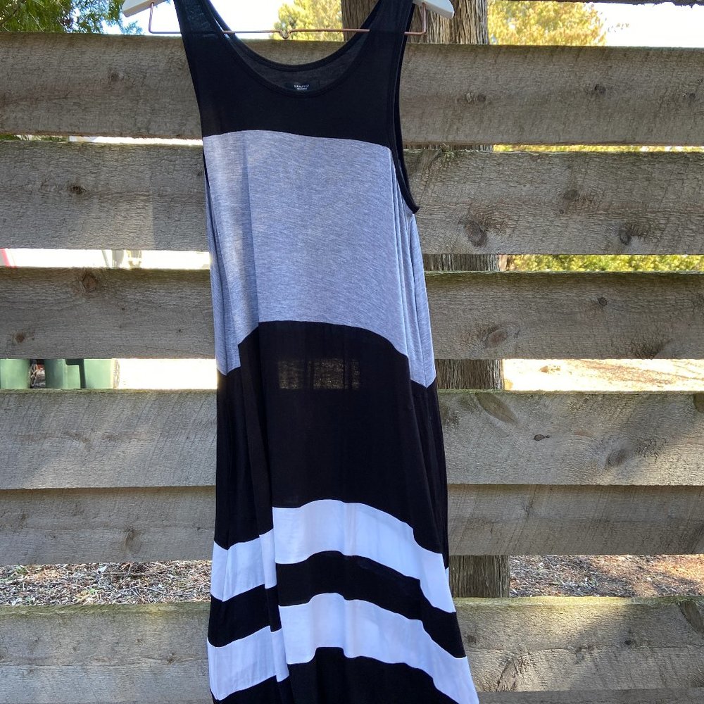 Simply Vera Wang Long Knit Maxi Dress/ Loungewear